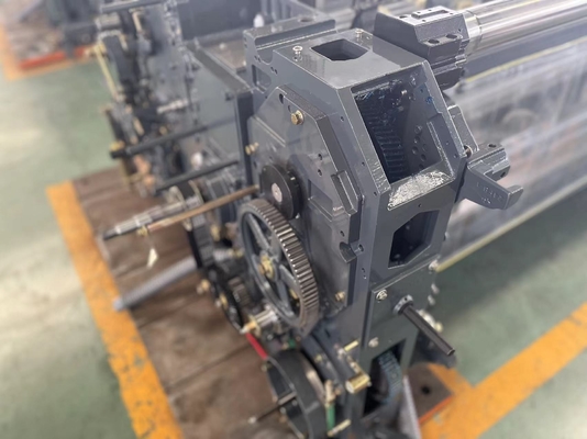 PPのPEのGeotextilesの織物の編む機械1000 RPM速度の倍のノズルのウォーター ジェットの織機